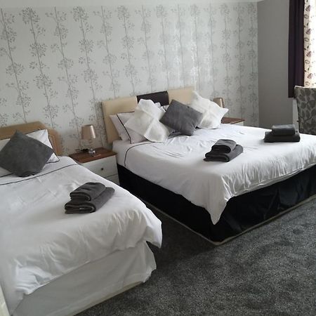Wyngate Guest House Great Meols Екстер'єр фото