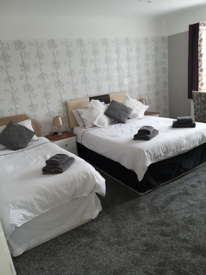 Wyngate Guest House Great Meols Екстер'єр фото