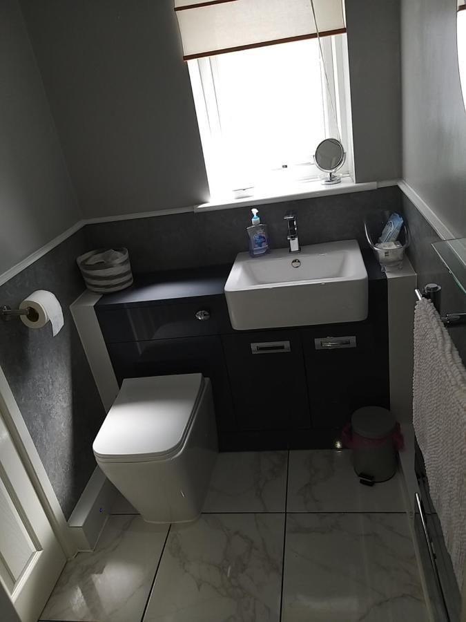 Wyngate Guest House Great Meols Екстер'єр фото