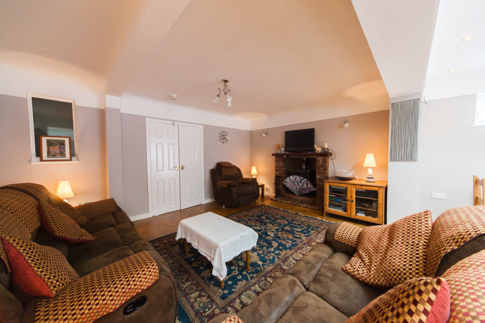 Wyngate Guest House Great Meols Екстер'єр фото