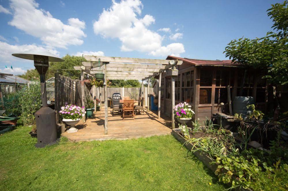 Wyngate Guest House Great Meols Екстер'єр фото