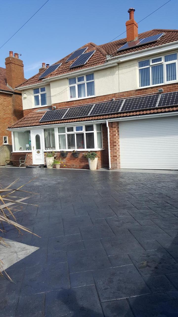 Wyngate Guest House Great Meols Екстер'єр фото